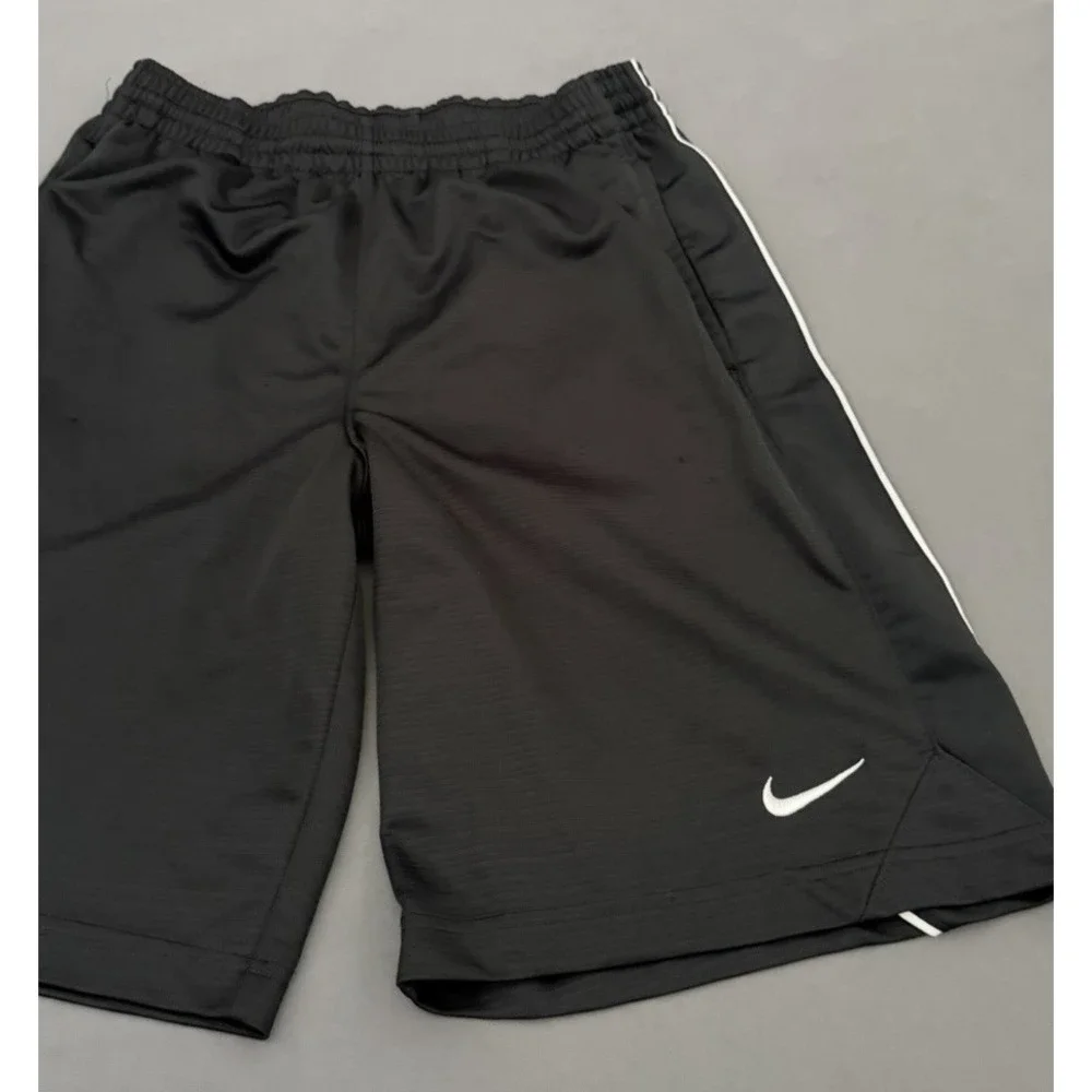 Nike Basketball Shorts Mens Size Small Black White Pockets Elastic Waist 405996